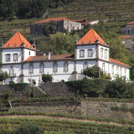 Casa Das Torres De Oliveira Мезан-Фриу Экстерьер фото