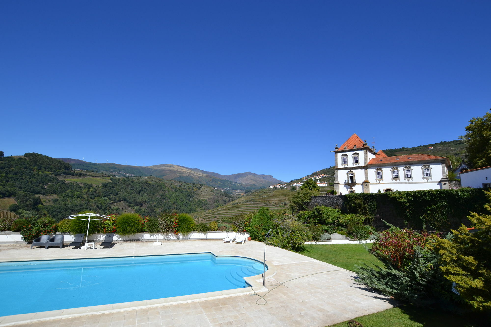 Casa Das Torres De Oliveira Мезан-Фриу Экстерьер фото